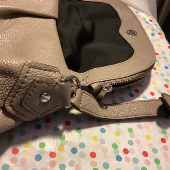 Marc Jacobs purse beige gray soft Leather shoulder bag luxury cream COA- SALE - Picture 9 of 14